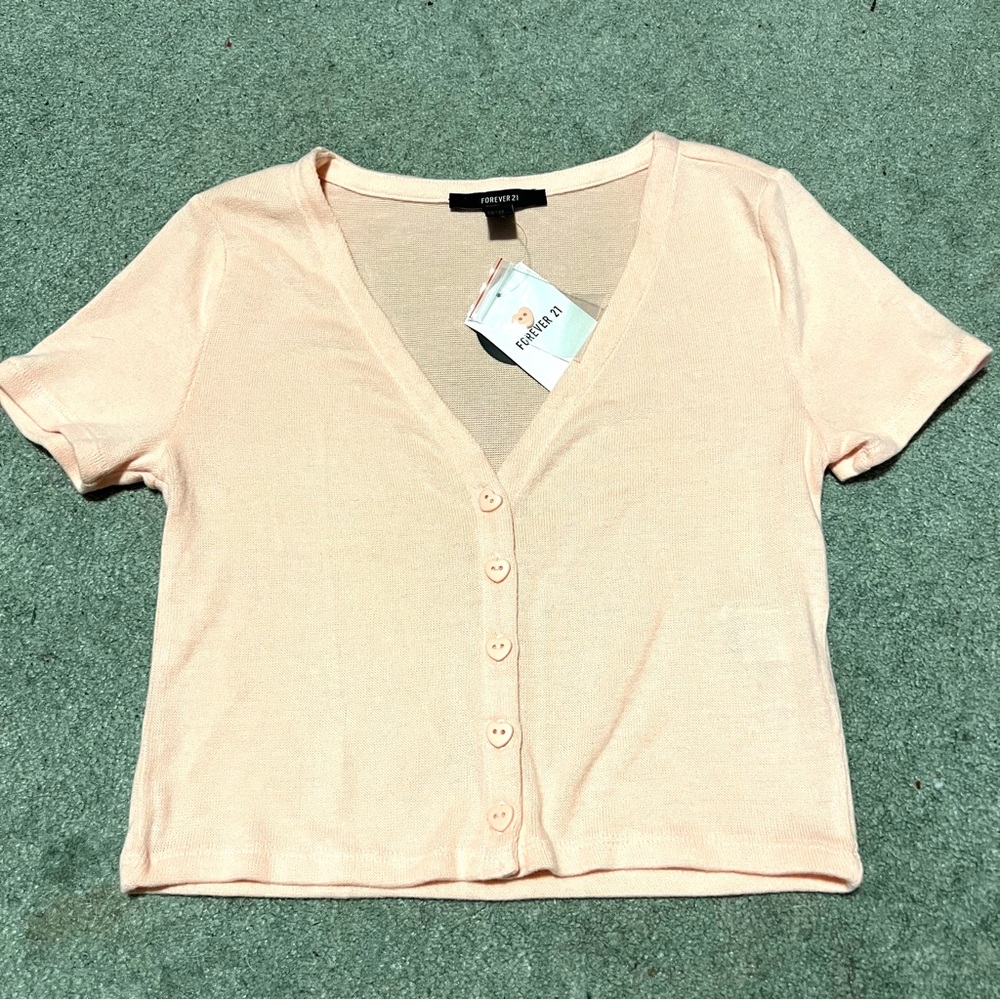 ❤️ Free With Purchase if Bundled Cropped Top M